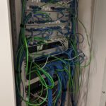 Patch kast bekabeld